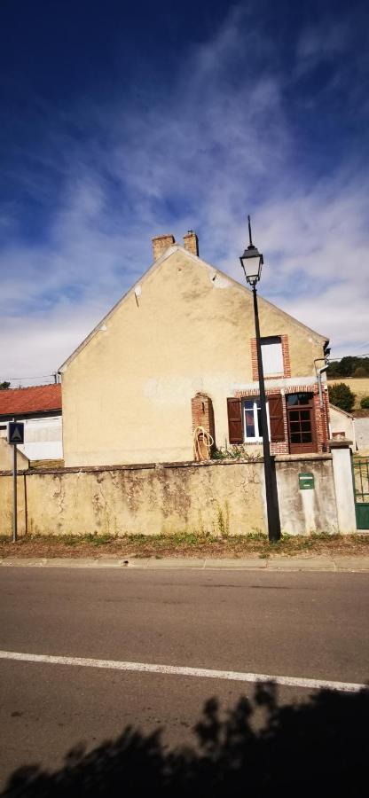 Villa Maison De Campagne La Celle-Saint-Cyr Exterior foto